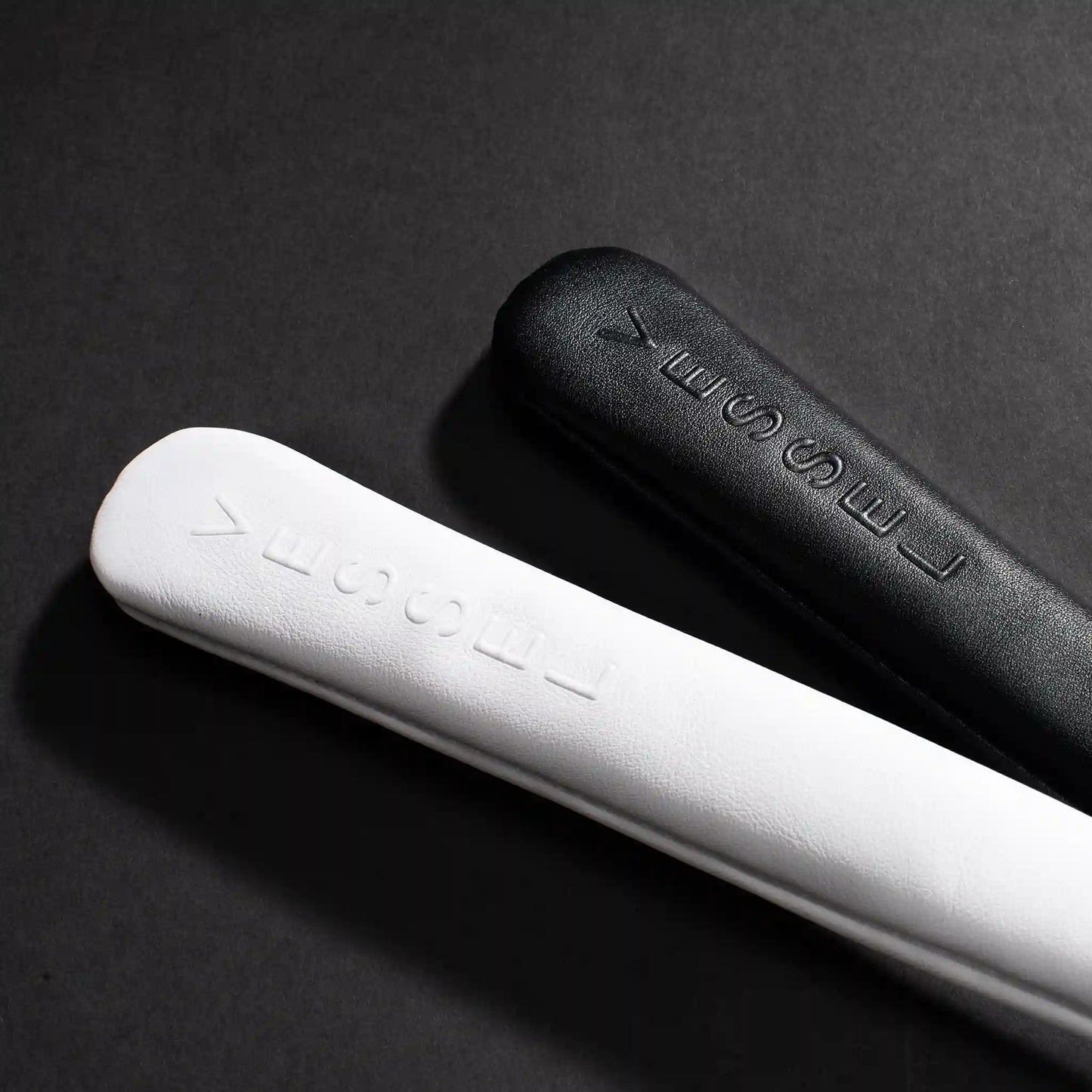 Alignment Stick Embossé Cover